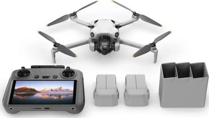 Image du produit DJI Mini 4 Pro Fly More Combo (34 min, 249 g, 48 Mpx)