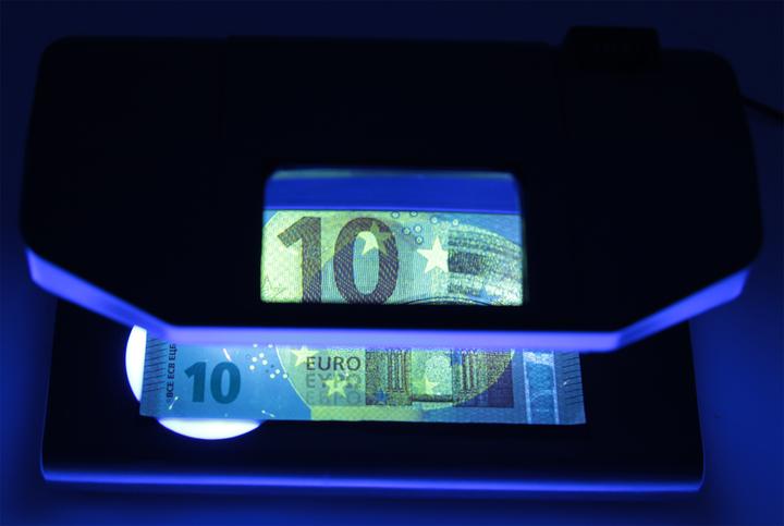 Actual product image Olympia USB, Li-Ion 2x, UV LED (Bill validator)