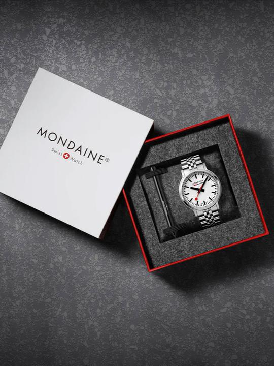 Produktbild Mondaine MST.4101B.SJ Stop2go Horloge - Stationsklok - Saffierglas - Staal - Zilver - 41 mm breed - Quartz - (Swiss Made, 41 mm)