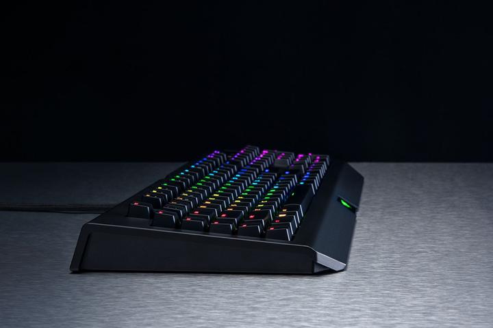 Actual product image Razer BlackWidow Chroma V2 (DE, Cable)