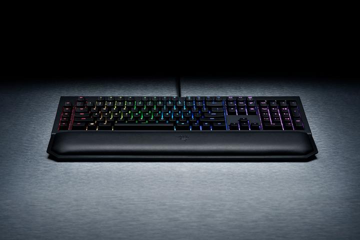 Actual product image Razer BlackWidow Chroma V2 (DE, Cable)