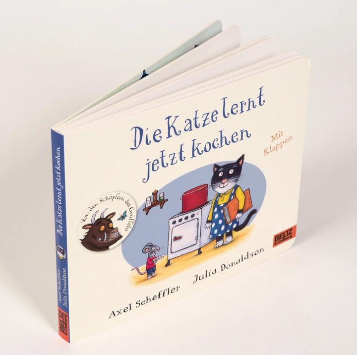 Productafbeelding Die Katze lernt jetzt kochen (Duits, Axel Scheffler, Julia Donaldson, 2021)