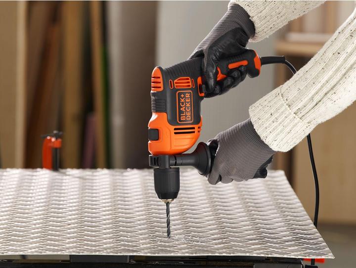 Image du produit Black & Decker BEH710KQS Perceuse Sans Clé (Fonctionnement sur secteur)