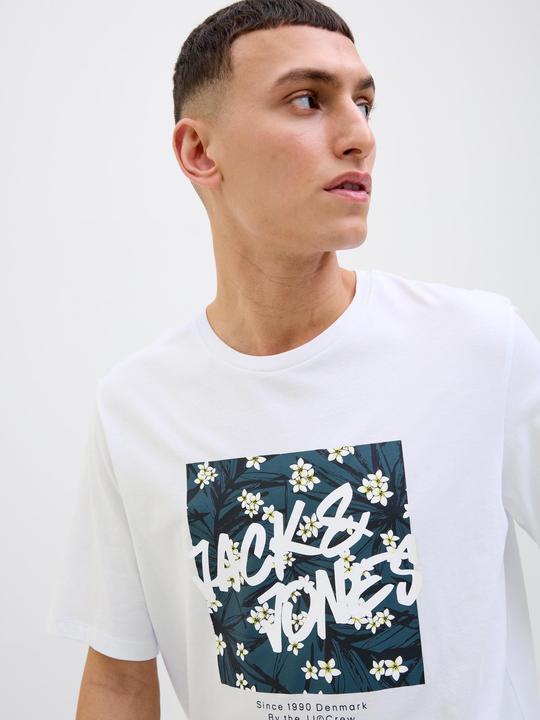 Actual product image Jack & Jones Jjhawaii Shape Tee Ss Crew Neck Ln (L)