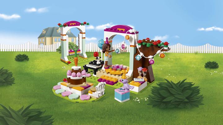 Actual product image LEGO Birthday Party (41110, LEGO Friends)