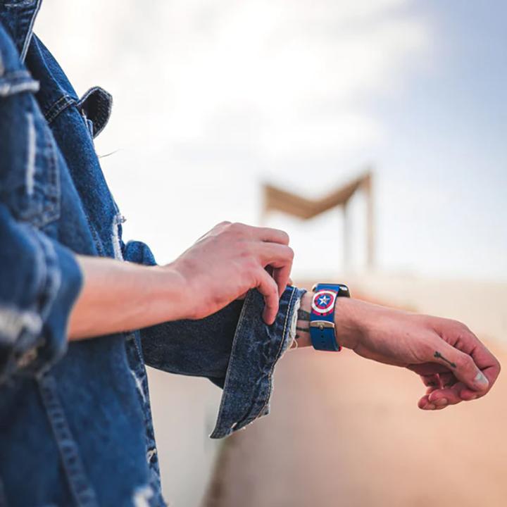 Immagine prodotto Moby Fox Bracciale Marvel per smartwatch Insignia Collection: Captain America (Silicone)
