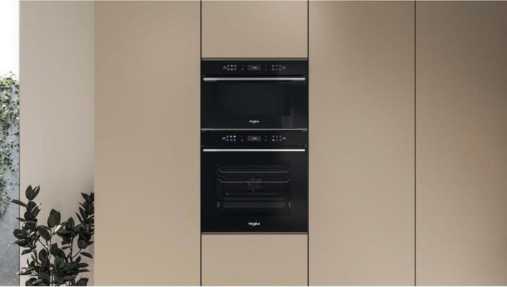Actual product image Whirlpool W7 OM4 4S1 P BL 73 L A+ Black