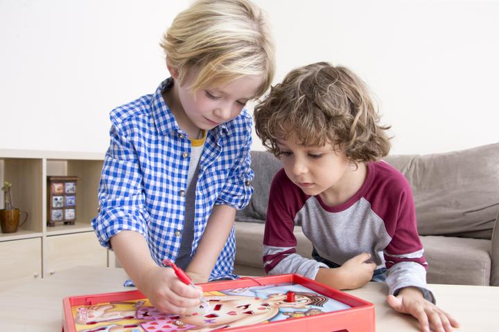 Produktbild Hasbro Gaming Dr. Bibber (Deutsch)