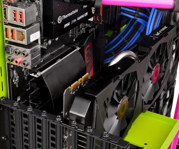 Immagine prodotto Thermaltake Cavo di alzata PCI-E 3.0 X16 Gaming