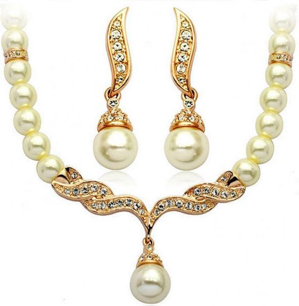 Produktbild Hermex SET Halskette + Anhänger + Ohrringe - Goldig (18k Gold, Zinklegierung)