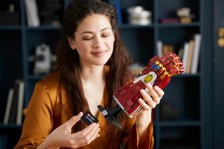 Produktbild LEGO Iron Mans Nano Handschuh (76223, LEGO Marvel)