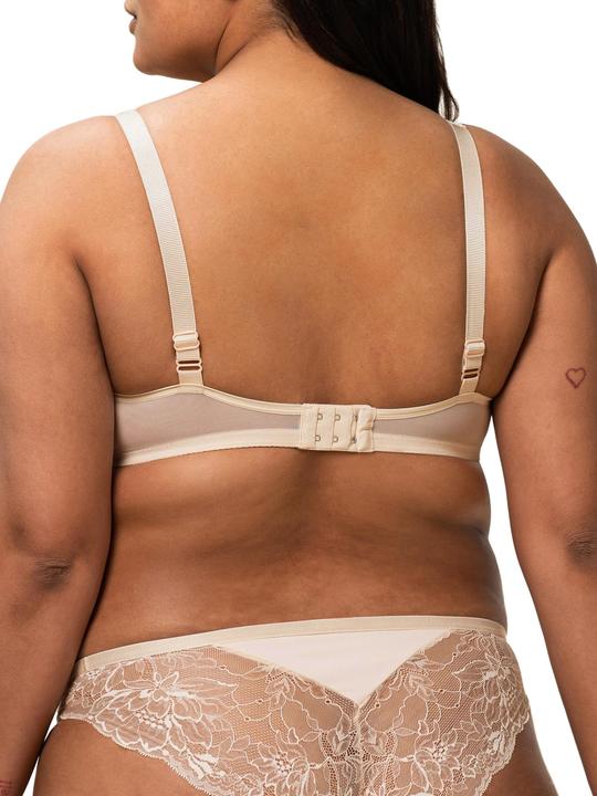 Actual product image Triumph Amourette Charm underwired bra (90 D, pack of 2)