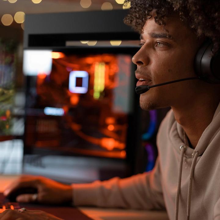 Image du produit HP OMEN Des - Komplettsystem - Core Ultra 7 - RAM: 32 GB DDR5 - HDD: 2.000 GB - NVIDIA GeForce...