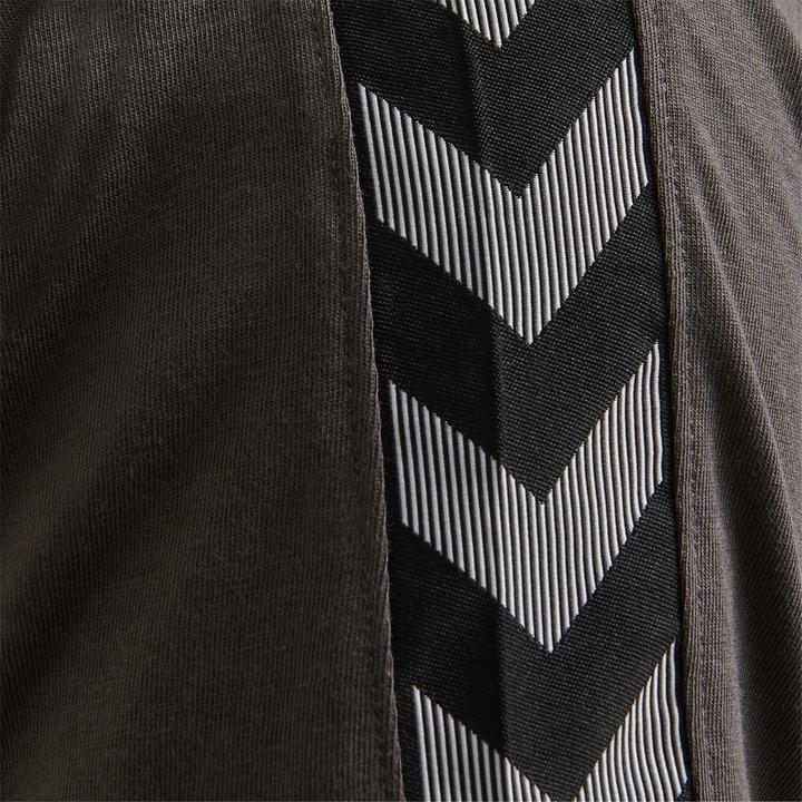 Actual product image hummel Authentic Training Tee (S)
