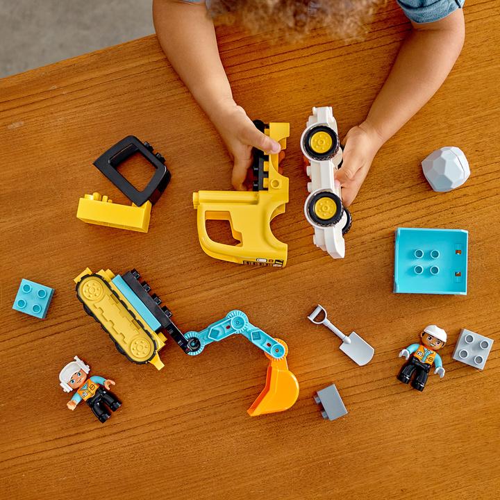 Actual product image LEGO DUPLO excavators and trucks (10931)