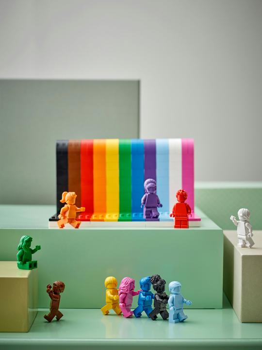 Actual product image LEGO Everyone is special (40516, LEGO Architecture, LEGO Rare Sets)