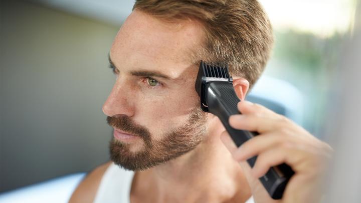 Actual product image Philips Multigroom Series 7000