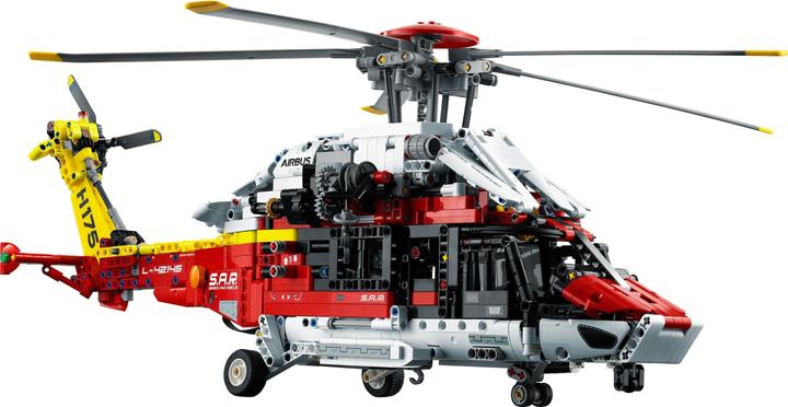 Actual product image LEGO Airbus H175 rescue helicopter (42145, LEGO Technic)