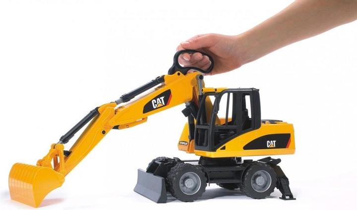 Actual product image Bruder Cat Mobile Excavator