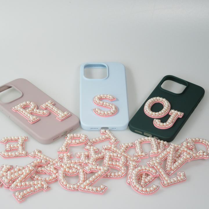 Image du produit PhoneLook Autocollant sticker pour téléphone/tablette/ordinateur brodé en 3D pearls rose Lettre Q