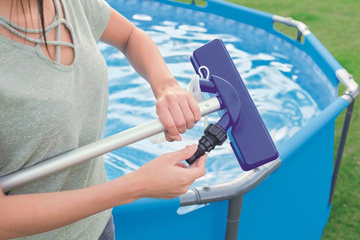 Actual product image Bestway Pool cleaning kit