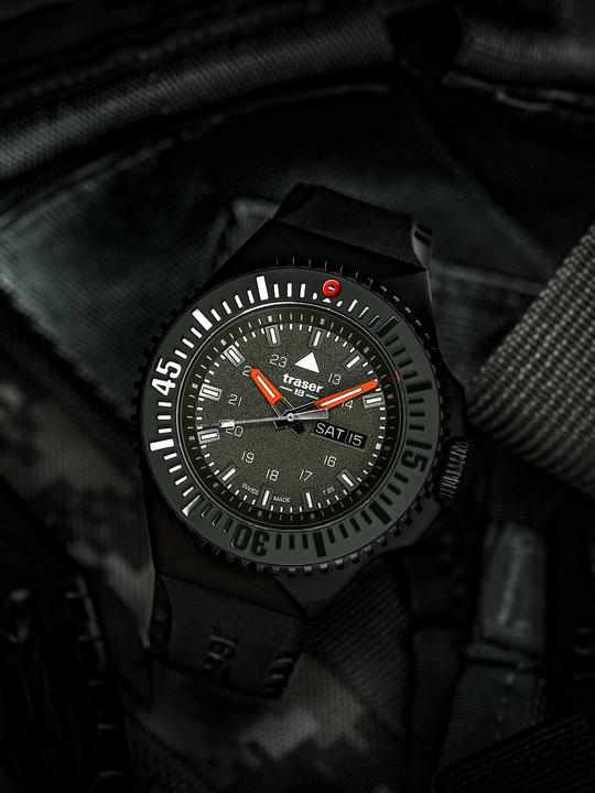 Produktbild Traser P69 Black Stealth (Taucheruhr, 46 mm)