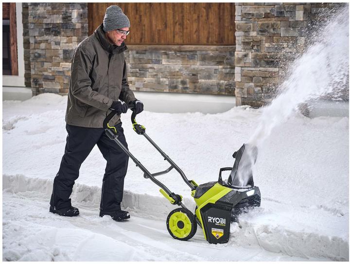 Actual product image Ryobi Cordless snow blower (45 cm)
