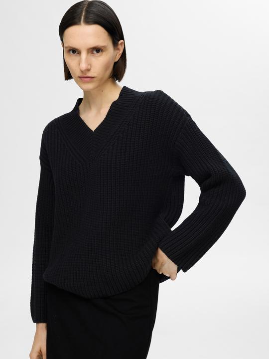 Actual product image Selected Femme V-neck knit jumper (M)