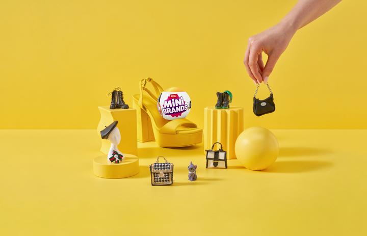 Produktbild Zuru Mini Brands Fashion Minifiguren im Überraschungsball