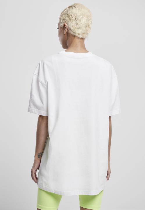 Actual product image Urban Classics Ladies Oversized Boyfriend Tee - 8604 (S)