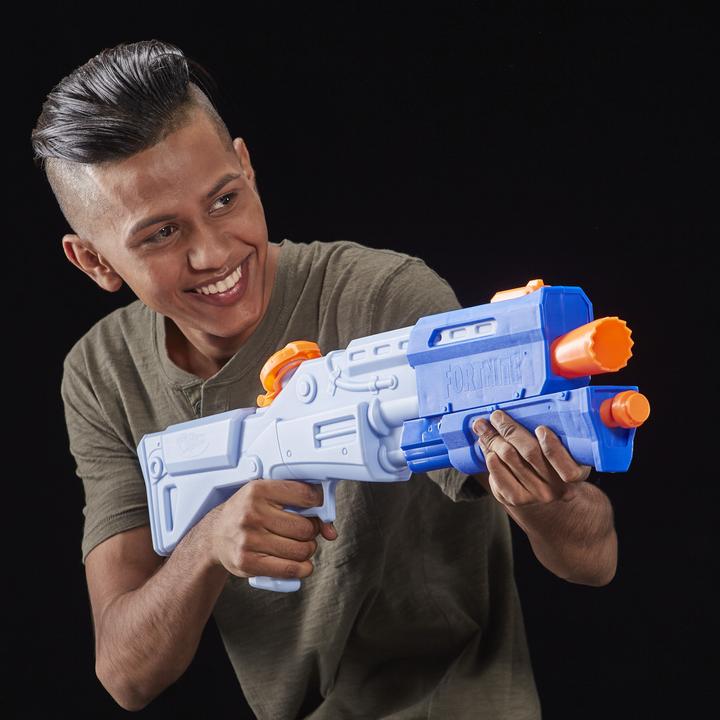 Actual product image Nerf Super Soaker Fortnite TS-R