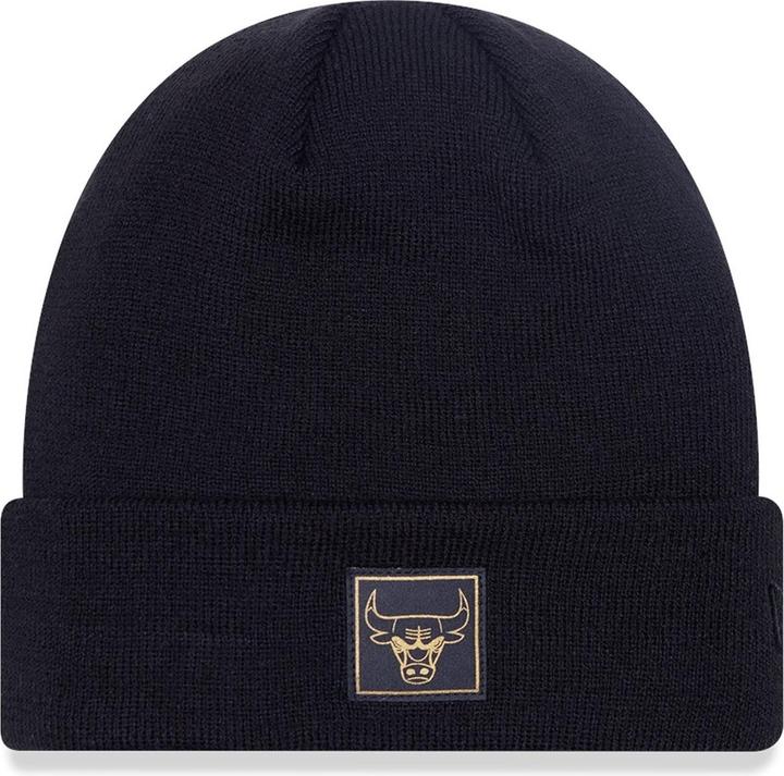 Actual product image New Era Beanie Metallic Badge Chicago Bulls