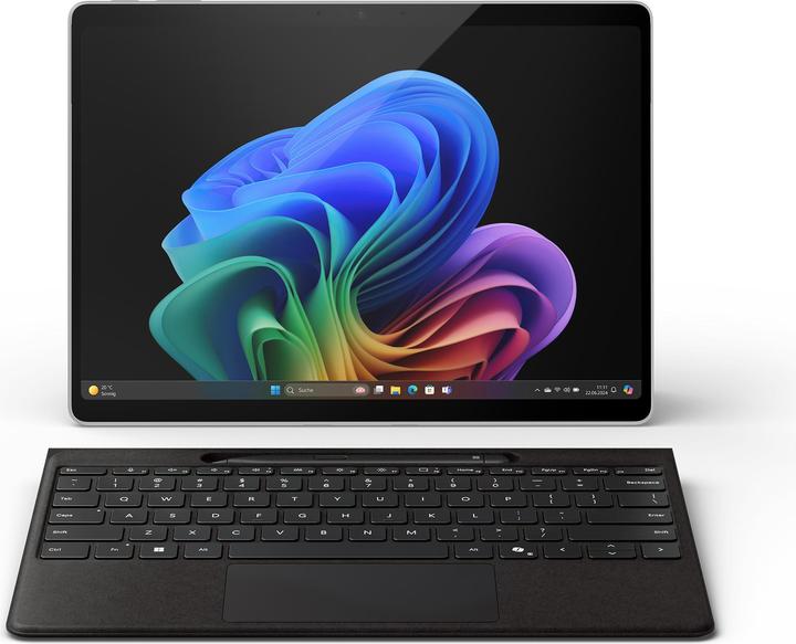 Produktbild Microsoft Surface Pro – Copilot+ PC (mit Netzteil) – 11. Edition (13", Snapdragon X Plus X1P-64-100, 16 GB, 256 GB, Ohne Tastaturlayout)