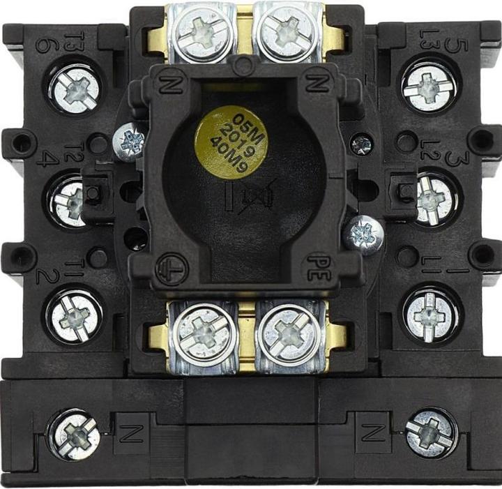 Produktbild Eaton Main switch, 3-pole + N, 25 A, flush mou