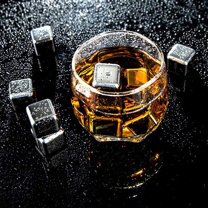 Actual product image PhoneLook Élégant et luxueux ensemble de glaçons polis et chromés Whisky / Cocktails (4 pièces) (Whisky stones)