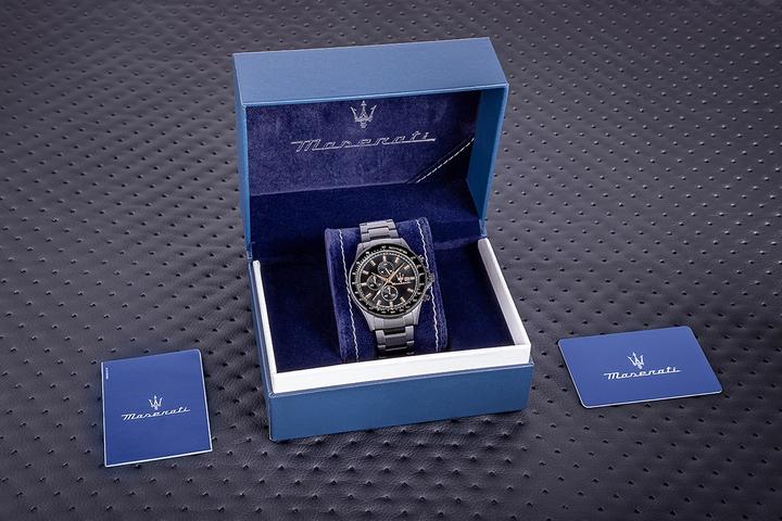 Actual product image Maserati Sfida (Chronograph, 44 mm)