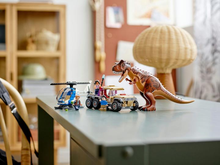 Immagine prodotto LEGO All'inseguimento del Carnotauro (76941, LEGO Jurassic World)