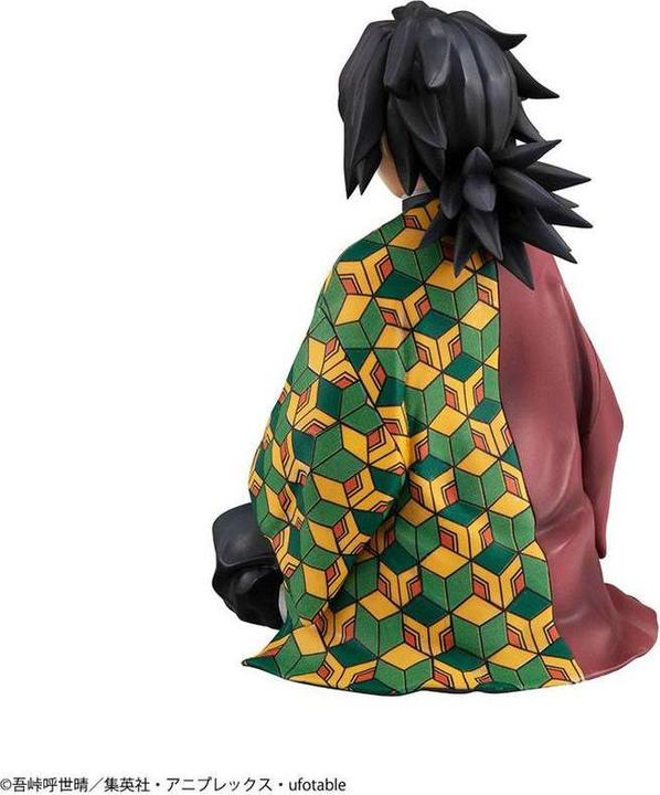 Immagine prodotto Megahouse Demon Slayer - Kimetsu no Yaiba "Shinobu Giyu - Palm Size" Deluxe