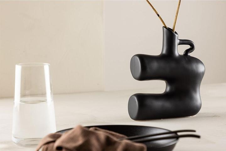 Actual product image Venture Home Dity