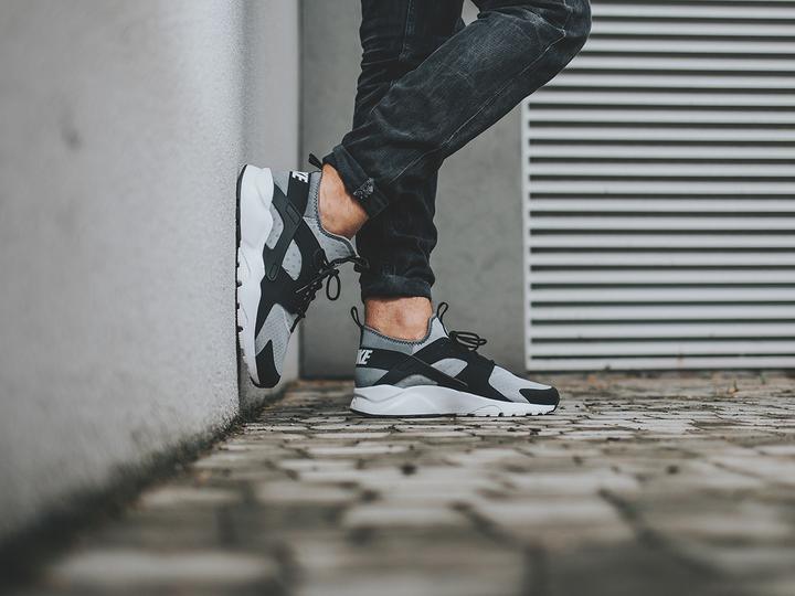 Produktbild Nike Air Huarache Run Ultra (41)