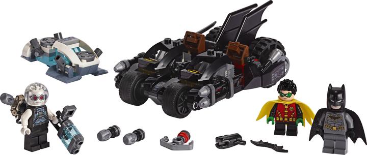 Produktbild LEGO Batcycle Duell mit Mr. Freeze (76118, LEGO DC)