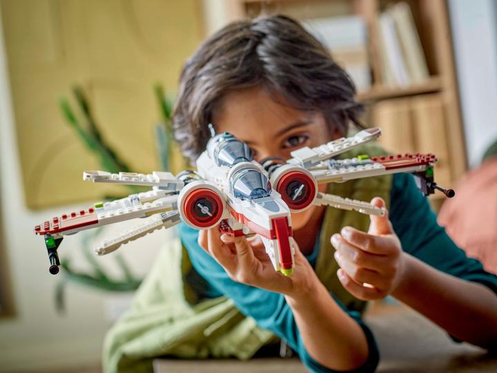 Productafbeelding LEGO ARC-170 Starfighter (75402, LEGO Star Wars)