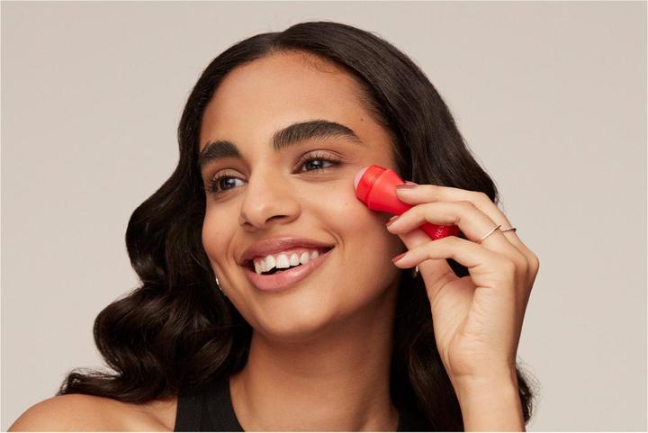 Produktbild Revlon Skin Reviving Roller