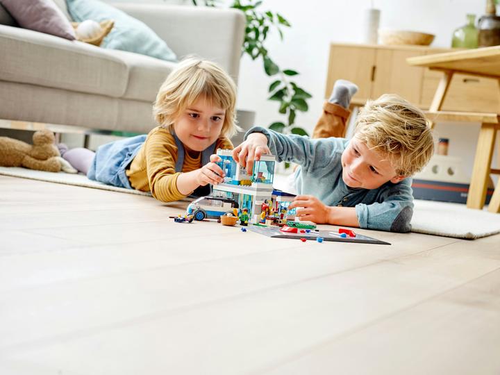 Immagine prodotto LEGO Moderna casa di famiglia (60291, LEGO City)