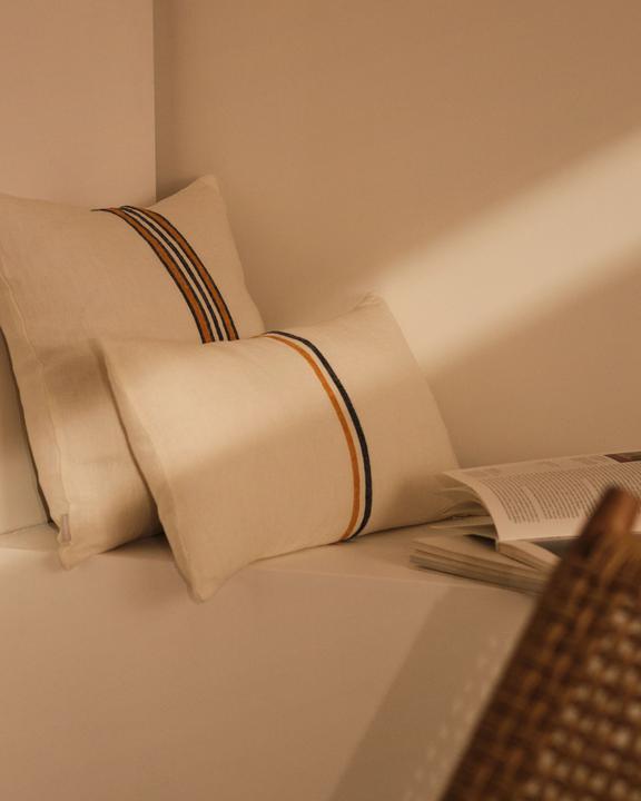 Immagine prodotto Kave Home Vallcanera (45 x 45 cm)
