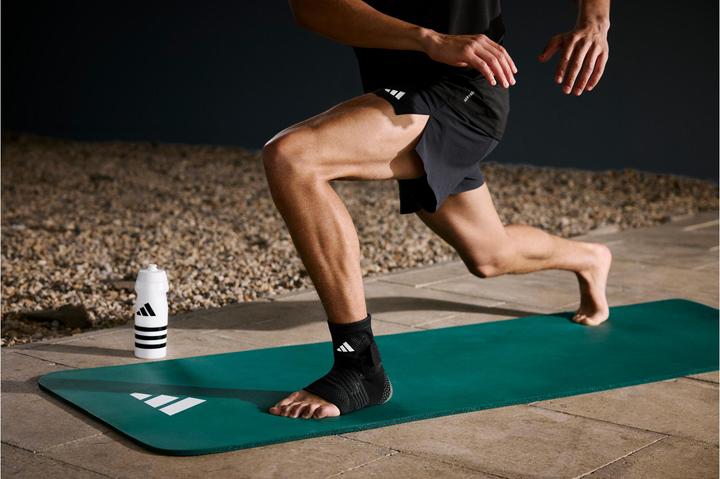 Produktbild adidas Knöchelbandage Aeroready Ankle Support M (M)
