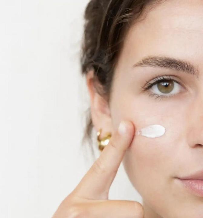 Produktbild Endro Cosmétiques Gesichtscreme feuchtigkeitsspendend 50 ml (50 ml, Tagescreme)