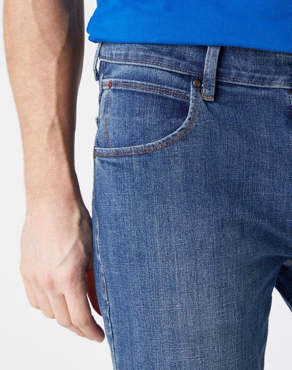 Image du produit Wrangler Jeans Regular Fit Authentic Straight (36)