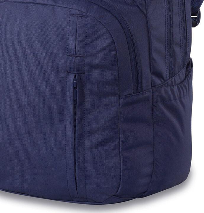Actual product image Dakine Campus Premium Backpack 28l (28 l)