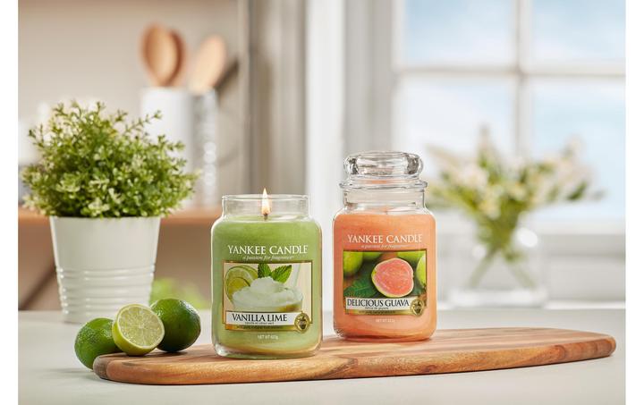 Actual product image Yankee Candle Vanilla Lime (411 g)